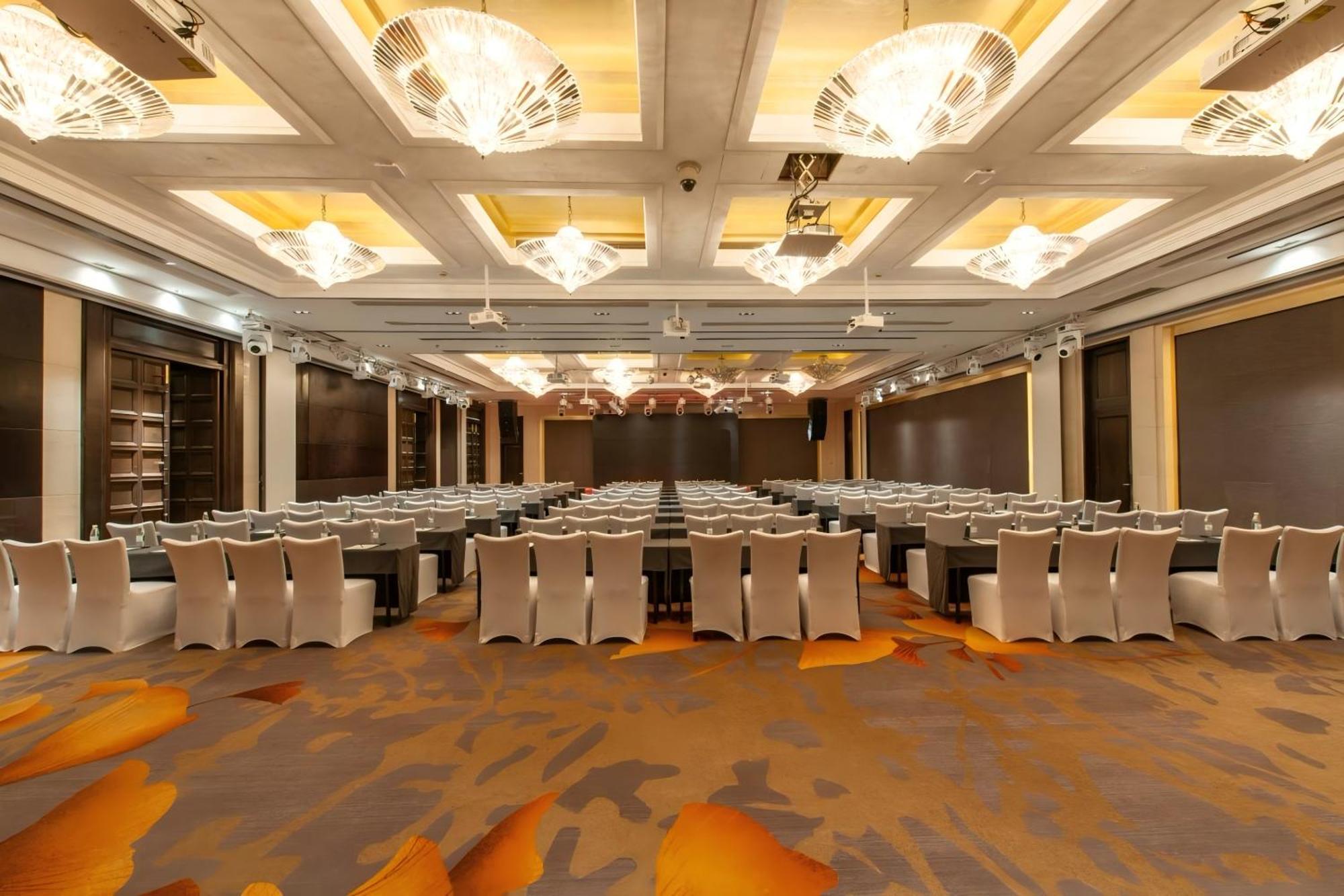 Shanghai Baixia Pagoda Hotel Exterior photo